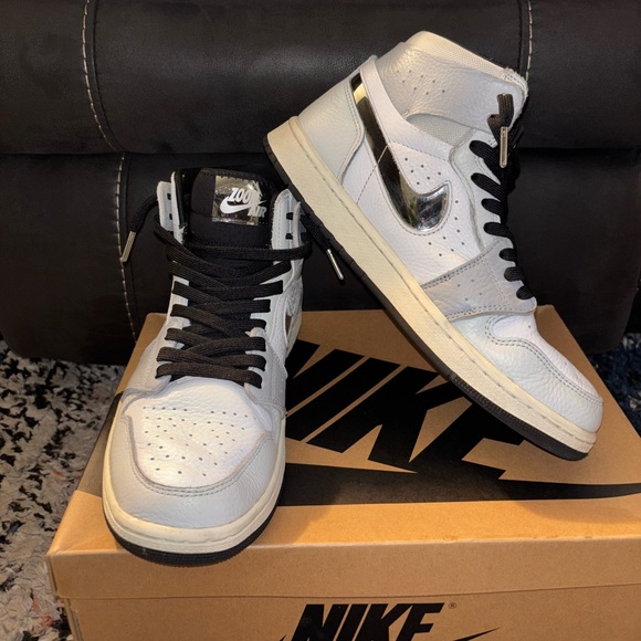 Jordan 1 Zoom Air CMFT 2 - Picture 1 of 9